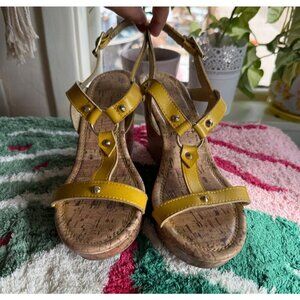 Strappy Wedge Sandals Women 8.5 Yellow Vegan Studded Peep Toe Cork Beach Resort